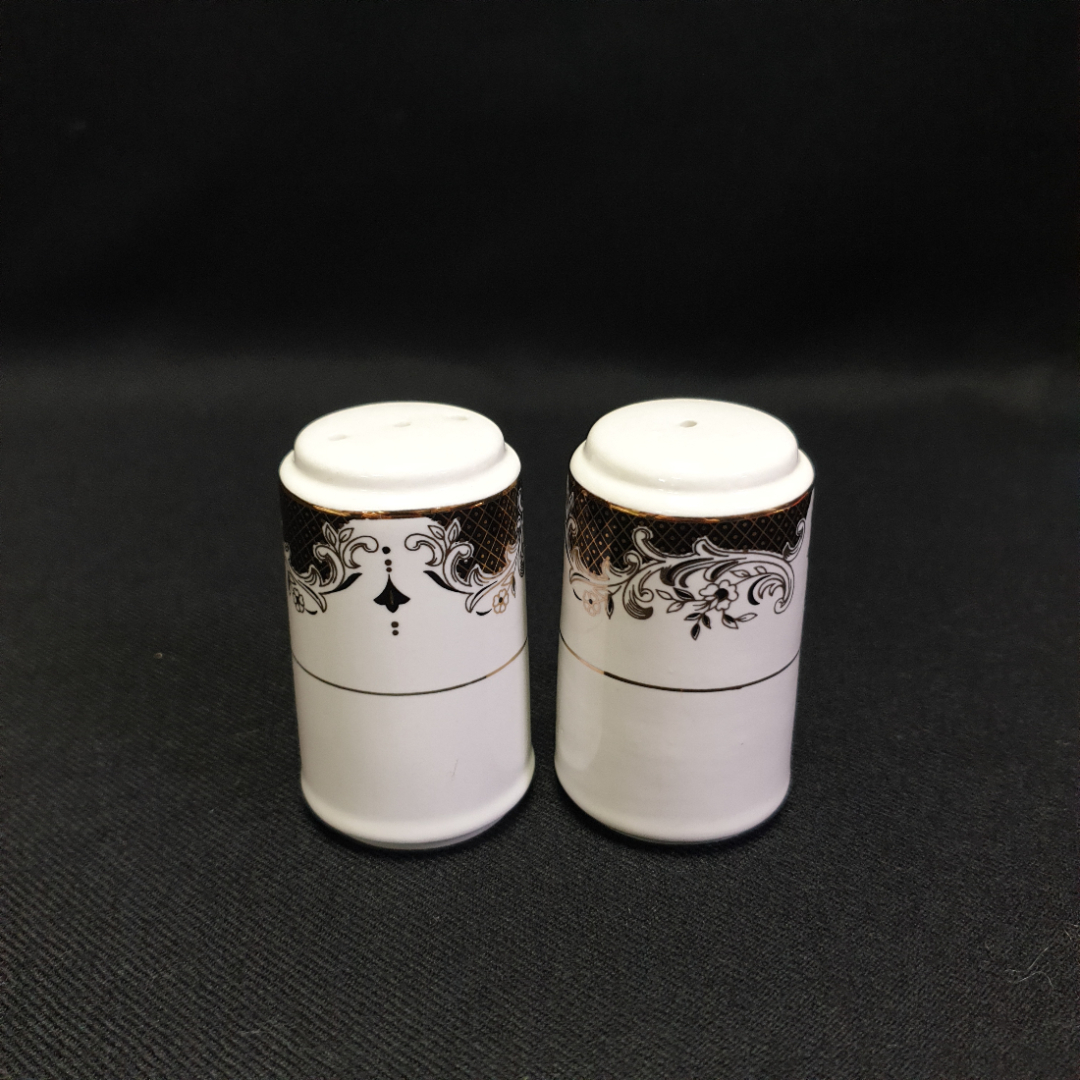 Пара солонок "Fine Porcelain", фарфор, позолота. Китай.. Картинка 1